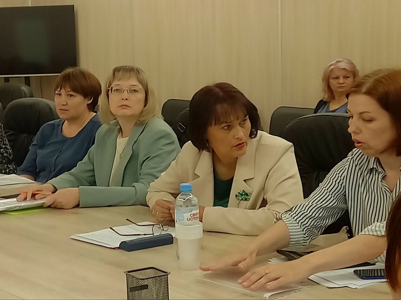 Состоялось первое заседание балансовой комиссии при администрации города,..