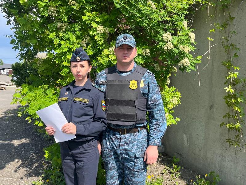 Судебные приставы взыскали моральный вред в пользу  супруги погибшего бийчанина.
