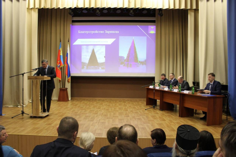 26 марта состоялось 17-ое заседание городского Собрания депутатов. 26 марта состоялось 17-ое заседание городского Собрания депутатов.