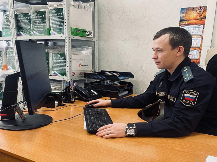 За неуплату алиментов - 120 часов обязательных работ. За неуплату алиментов - 120 часов обязательных работ.