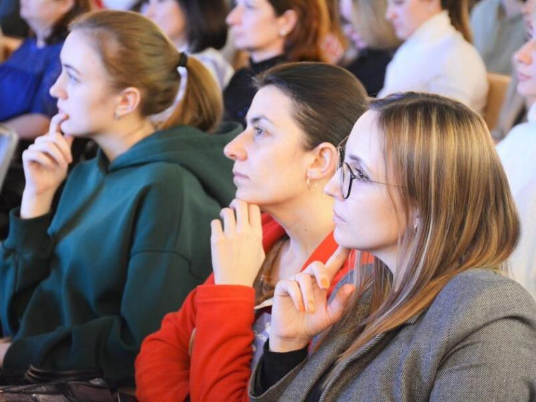 Приглашаем стать слушателем авторского курса «Критическое мышление». Приглашаем стать слушателем авторского курса «Критическое мышление».