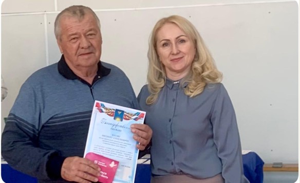 Вручены благодарственные письма членам сборной команды Алтайского края Финала IX Всероссийского фестиваля физкультурно-спортивного комплекса «Готов к труду и обороне». Вручены благодарственные письма членам сборной команды Алтайского края Финала IX Всероссийского фестиваля физкультурно-спортивного комплекса «Готов к труду и обороне».