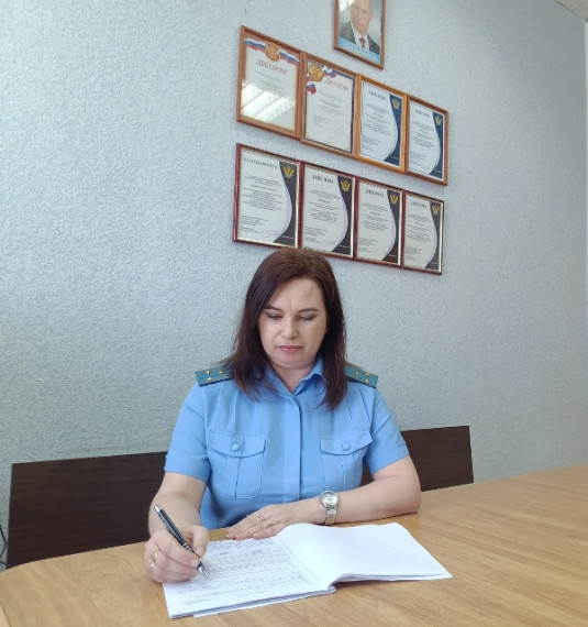 После ареста автомобиля должник в течение суток погасил задолженность по алиментам. После ареста автомобиля должник в течение суток погасил задолженность по алиментам.